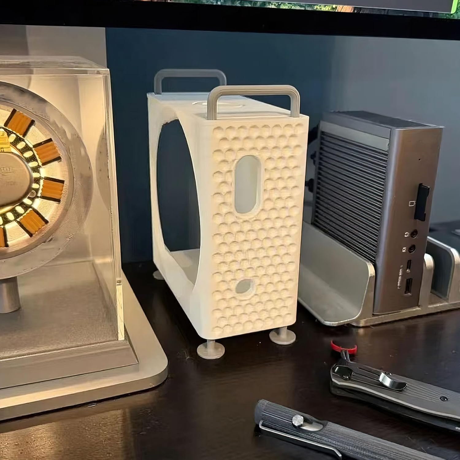 2024 Mac Mini M4 용 수직 스탠드 컴퓨터  - 3D Printing Laptop Stand 리뷰 및 가격